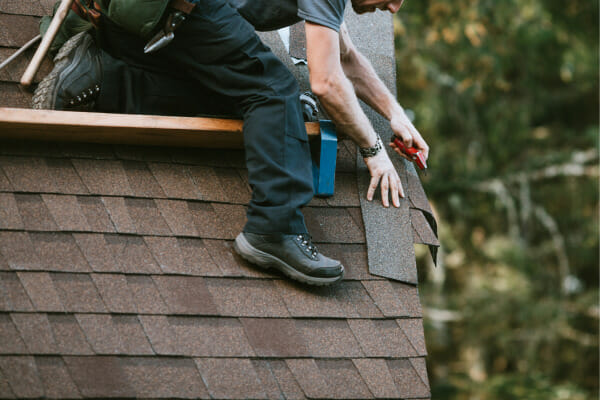 10 Tips for Choosing the Best Mississippi Roofing Contractor 1