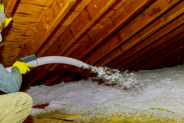  Loose-Fill Insulation